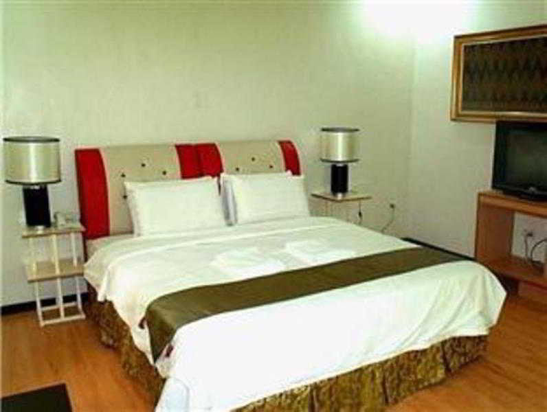 El Bajada Hotel Davao City Εξωτερικό φωτογραφία